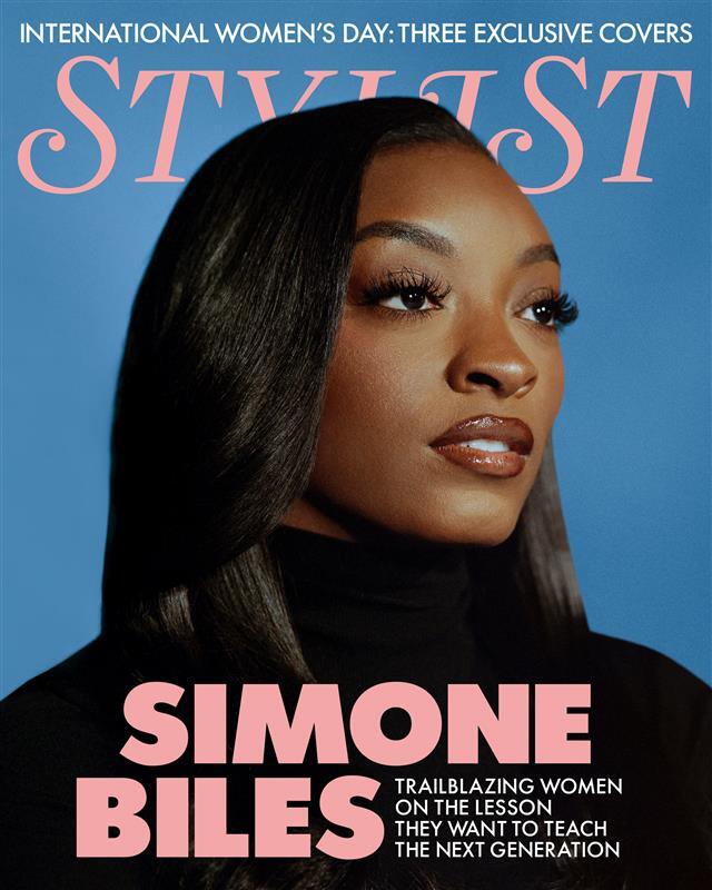 Cover_PLUS_SIMONE_SOCIAL